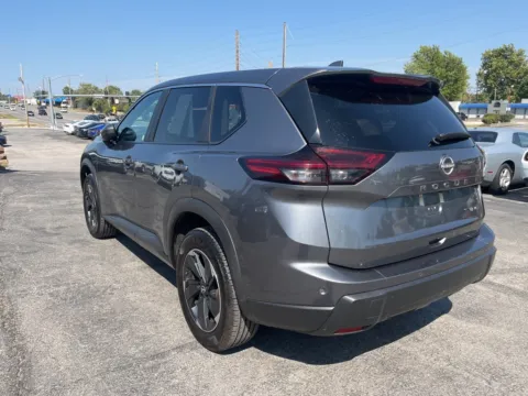 More photos of 2024 Nissan Rogue SV at MAG Auto - Munsterman Automotive Group, MO