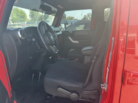 More photos of 2015 Jeep Wrangler Unlimited Sahara at MAG Auto - Munsterman Automotive Group, MO