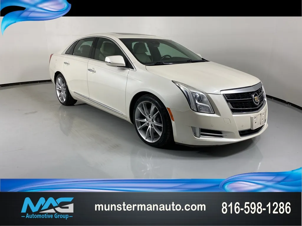White 2014 Cadillac XTS Vsport Premium for sale in Blue Springs, MO
