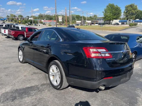 More photos of 2018 Ford Taurus SEL at MAG Auto - Munsterman Automotive Group, MO