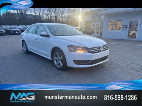 White 2015 Volkswagen Passat 1.8T SE for sale in Blue Springs, MO