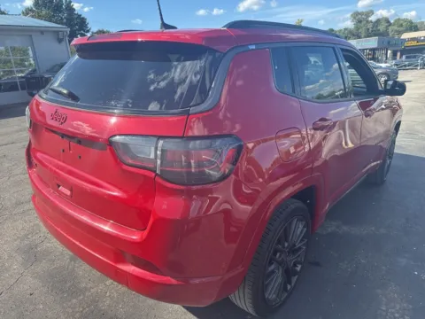 Photos of 2022 Jeep Compass for sale in Blue Springs, MO at MAG Auto - Munsterman Automotive Group