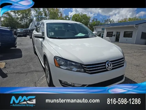 White 2015 Volkswagen Passat 1.8T S for sale in Blue Springs, MO