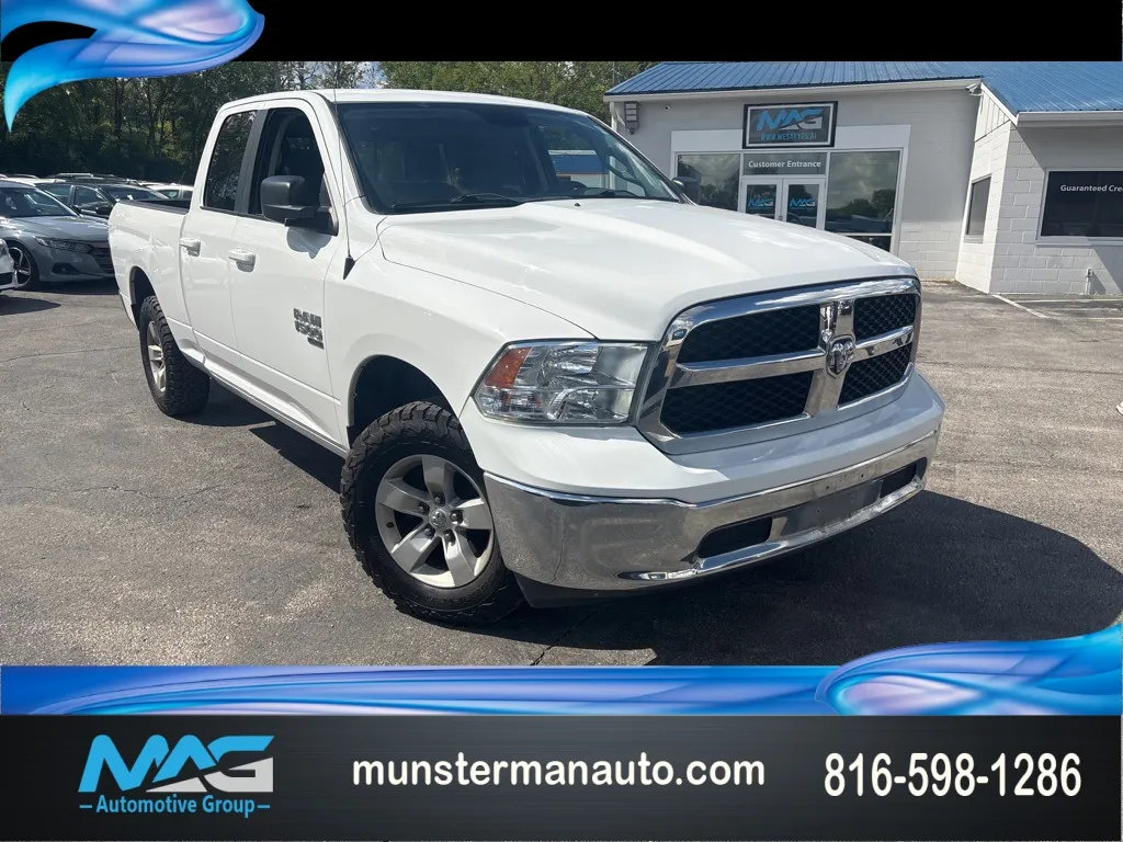 White 2020 Ram 1500 Classic SLT for sale in Blue Springs, MO