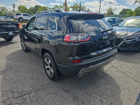 Another view of 2019 Jeep Cherokee Limited for sale in Blue Springs, MO at MAG Auto - Munsterman Automotive Group