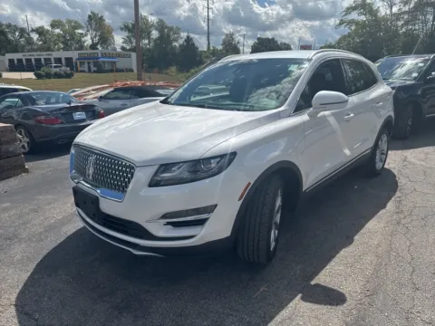 More photos of 2019 Lincoln MKC Select at MAG Auto - Munsterman Automotive Group, MO