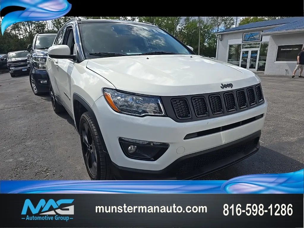 White 2019 Jeep Compass Altitude for sale in Blue Springs, MO