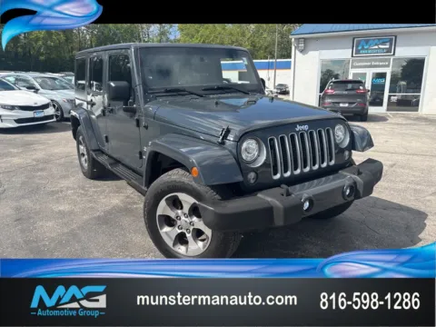 Gray 2017 Jeep Wrangler Unlimited Sahara for sale in Blue Springs, MO