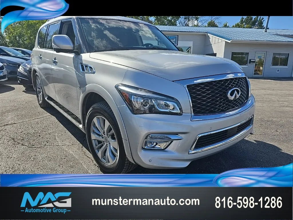 Silver 2017 INFINITI QX80 for sale in Blue Springs, MO