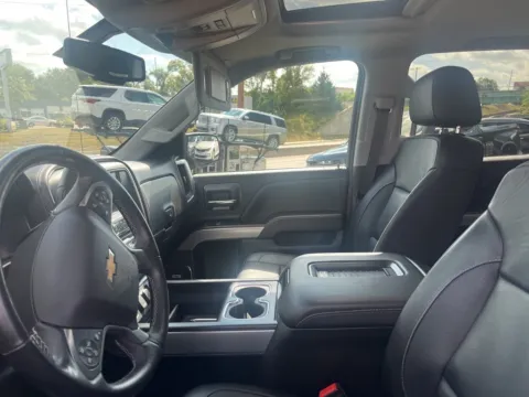 More photos of 2017 Chevrolet Silverado 1500 LTZ at MAG Auto - Munsterman Automotive Group, MO
