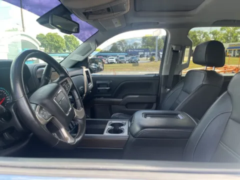 More photos of 2018 GMC Sierra 1500 Denali at MAG Auto - Munsterman Automotive Group, MO