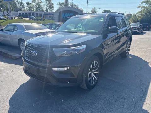 Photos of 2020 Ford Explorer ST for sale in Blue Springs, MO at MAG Auto - Munsterman Automotive Group