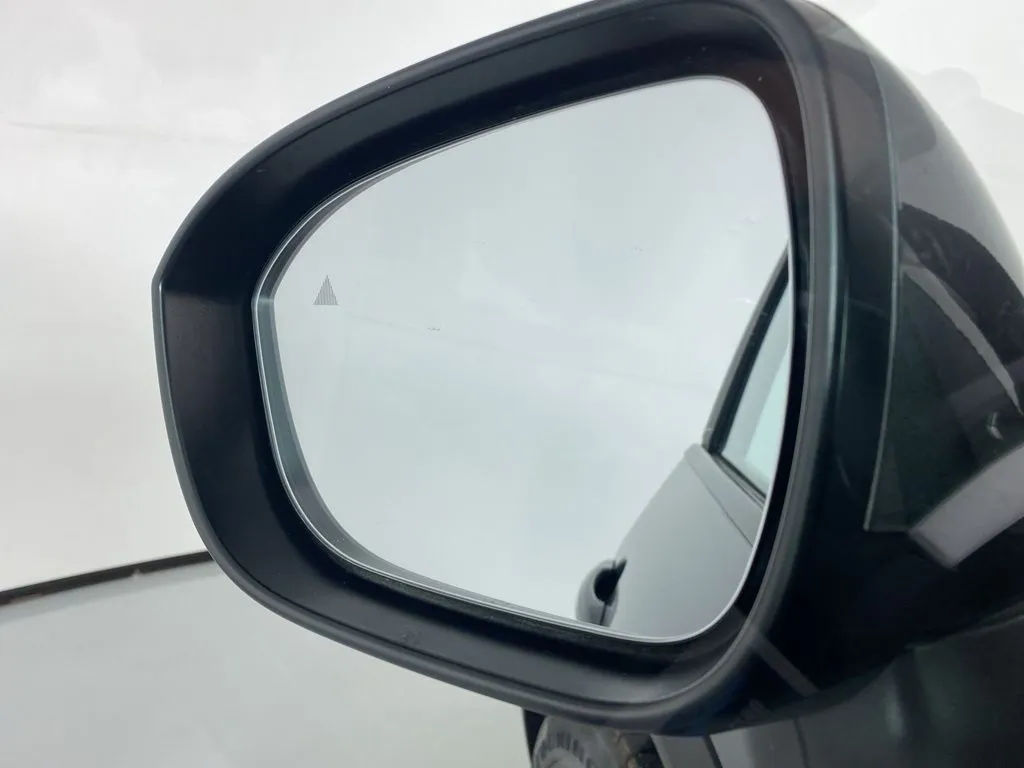 2024 Nissan Rogue SV - Photo 10