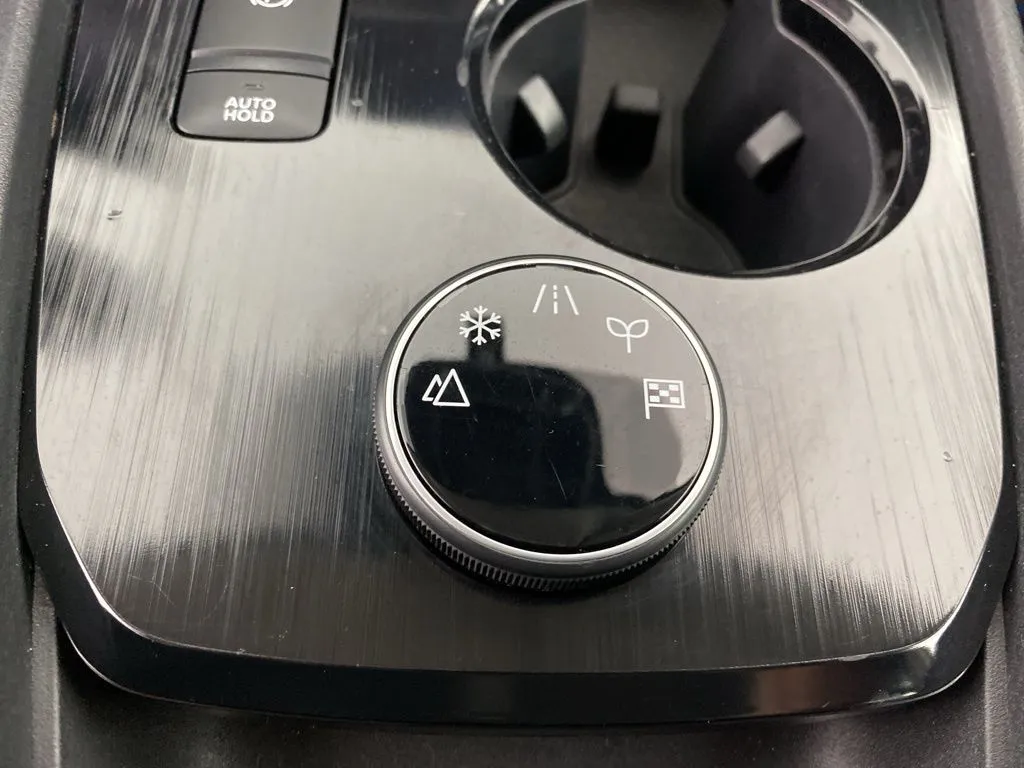 2024 Nissan Rogue SV - Photo 25