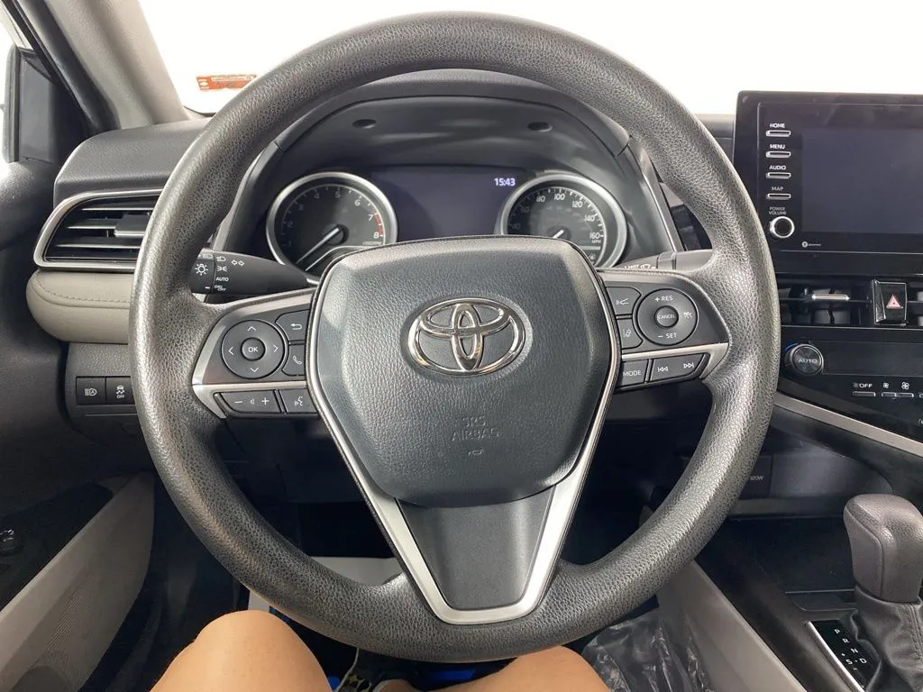 2023 Toyota Camry LE - Photo 27