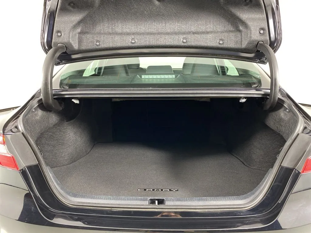 2023 Toyota Camry LE - Photo 32