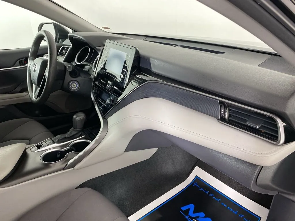 2023 Toyota Camry LE - Photo 37