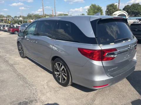 Another view of 2019 Honda Odyssey Elite for sale in Blue Springs, MO at MAG Auto - Munsterman Automotive Group