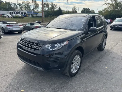 Photos of 2019 Land Rover Discovery Sport SE for sale in Blue Springs, MO at MAG Auto - Munsterman Automotive Group