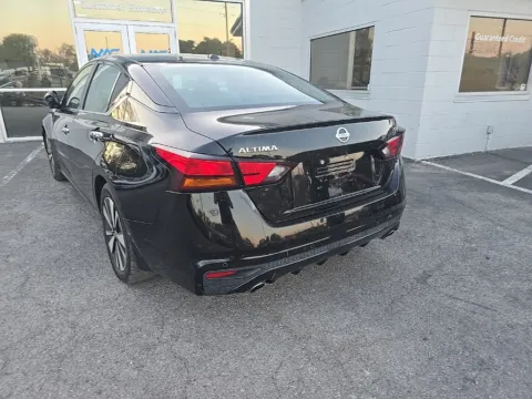 Another view of 2019 Nissan Altima 2.5 SV for sale in Blue Springs, MO at MAG Auto - Munsterman Automotive Group