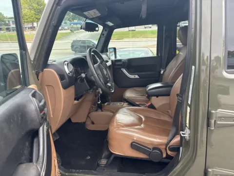 More photos of 2015 Jeep Wrangler Unlimited Sahara at MAG Auto - Munsterman Automotive Group, MO