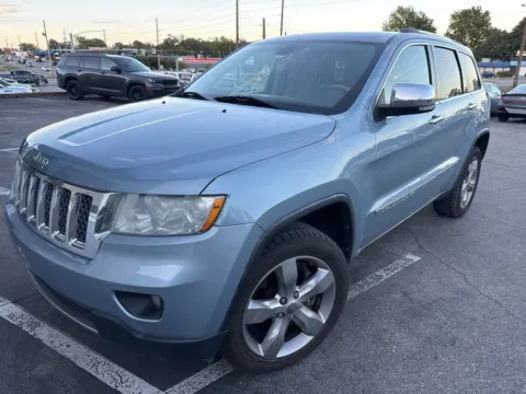 More photos of 2013 Jeep Grand Cherokee Overland at MAG Auto - Munsterman Automotive Group, MO