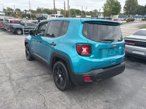 Another view of 2020 Jeep Renegade Sport for sale in Blue Springs, MO at MAG Auto - Munsterman Automotive Group