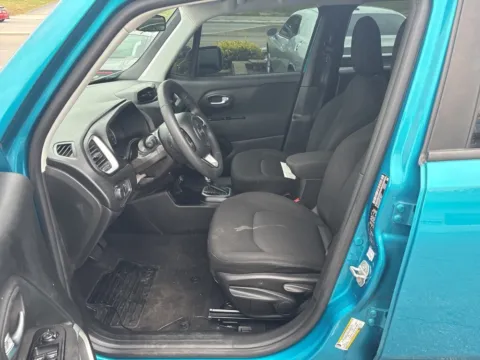More photos of 2020 Jeep Renegade Sport at MAG Auto - Munsterman Automotive Group, MO