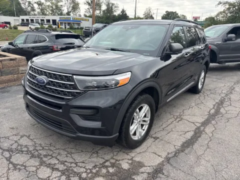 Photos of 2020 Ford Explorer XLT for sale in Blue Springs, MO at MAG Auto - Munsterman Automotive Group