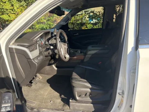 More photos of 2018 GMC Yukon SLT at MAG Auto - Munsterman Automotive Group, MO