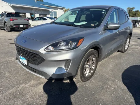 Photos of 2021 Ford Escape SE for sale in Blue Springs, MO at MAG Auto - Munsterman Automotive Group