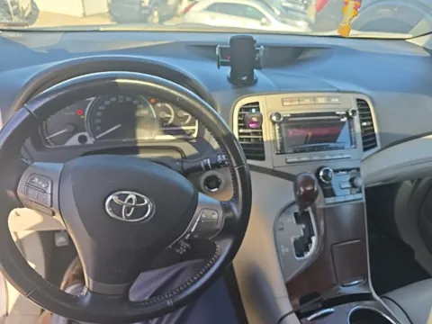 More photos of 2011 Toyota Venza at MAG Auto - Munsterman Automotive Group, MO