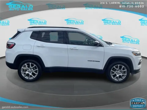 More photos of 2022 Jeep Compass Latitude Lux at Gerald Auto Sales, IL