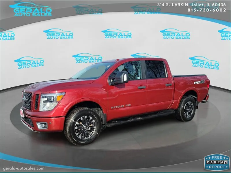 2019 Nissan Titan PRO-4X's photo