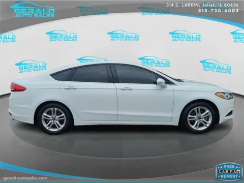 More photos of 2018 Ford Fusion SE at Gerald Auto Sales, IL