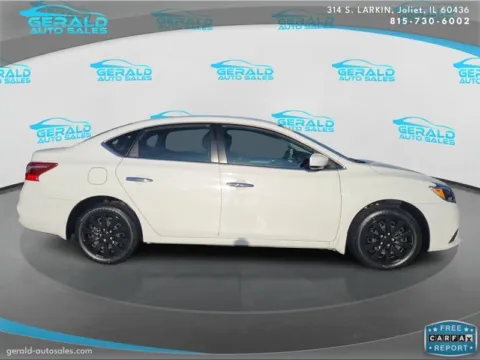 More photos of 2019 Nissan Sentra S at Gerald Auto Sales, IL