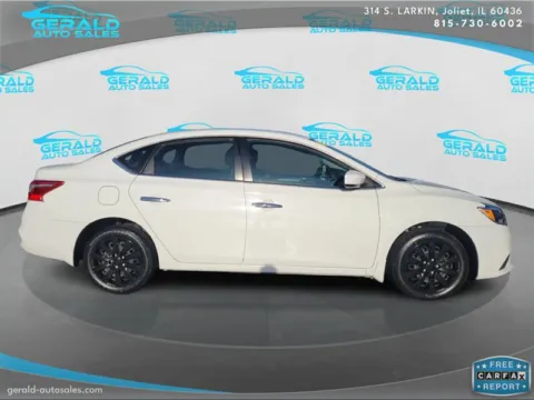 More photos of 2019 Nissan Sentra S at Gerald Auto Sales, IL