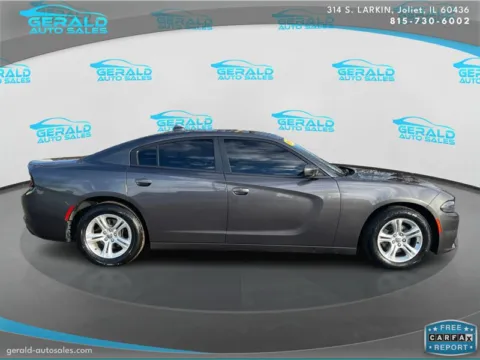 More photos of 2019 Dodge Charger SXT at Gerald Auto Sales, IL