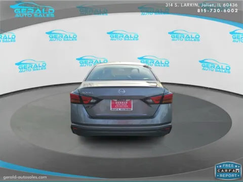 More photos of 2021 Nissan Altima 2.5 S at Gerald Auto Sales, IL