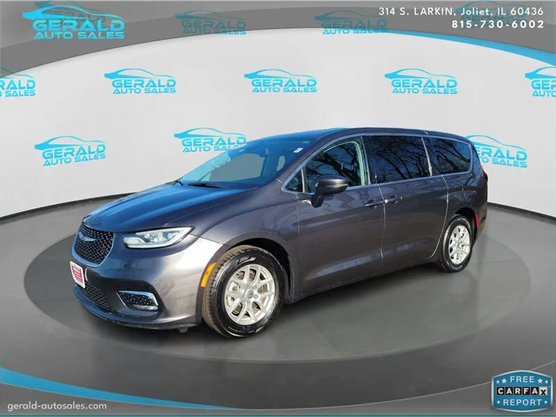 Gray 2023 Chrysler Pacifica Touring L for sale in Joliet, IL