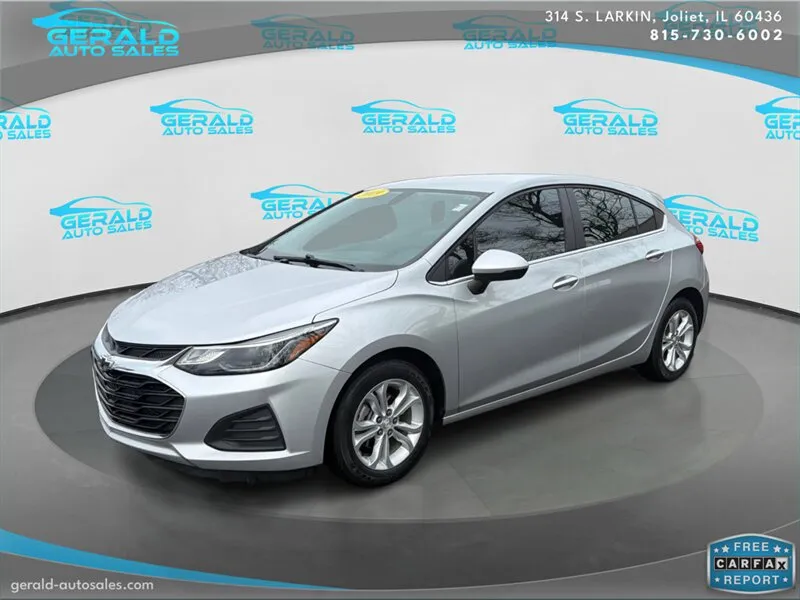 Silver 2019 Chevrolet Cruze LT for sale in Joliet, IL