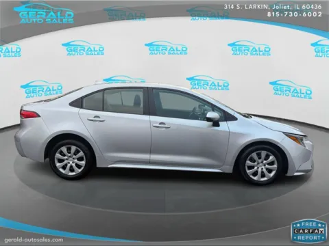 More photos of 2024 Toyota Corolla LE at Gerald Auto Sales, IL