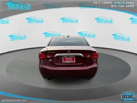 More photos of 2016 Nissan Maxima 3.5 S at Gerald Auto Sales, IL