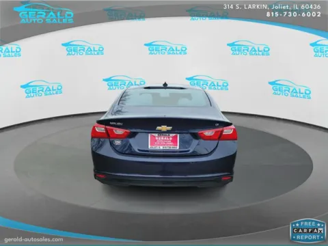 More photos of 2017 Chevrolet Malibu LT at Gerald Auto Sales, IL