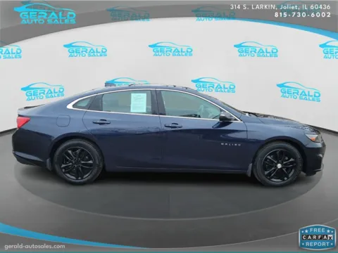 More photos of 2017 Chevrolet Malibu LT at Gerald Auto Sales, IL