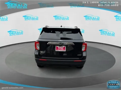 More photos of 2022 Ford Explorer XLT at Gerald Auto Sales, IL