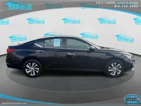 More photos of 2020 Nissan Altima 2.5 S at Gerald Auto Sales, IL