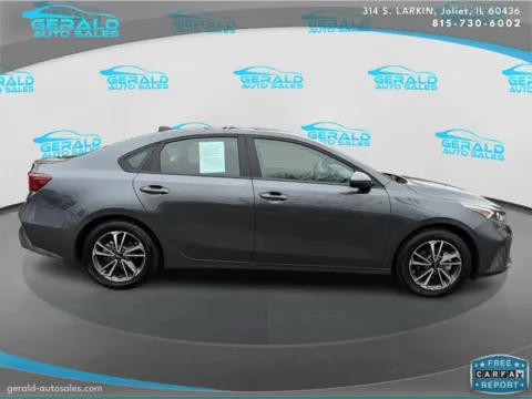 More photos of 2024 Kia Forte LXS at Gerald Auto Sales, IL