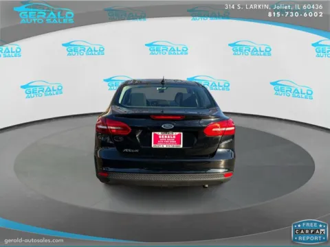 More photos of 2018 Ford Focus S at Gerald Auto Sales, IL