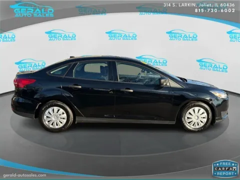 More photos of 2018 Ford Focus S at Gerald Auto Sales, IL